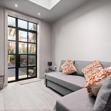 Lovely 2-Bed Apartment - Hosted By Guestready Londres Exterior foto