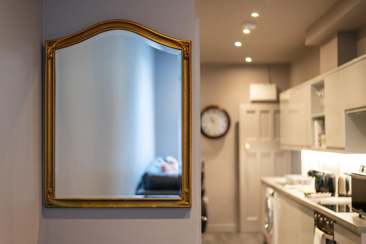 Lovely 2-Bed Apartment - Hosted By Guestready Londres Exterior foto
